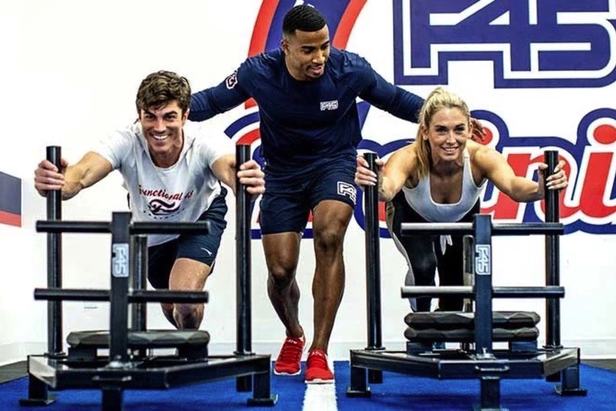 Celebrity Cruises Fitness Centre 4.jpg